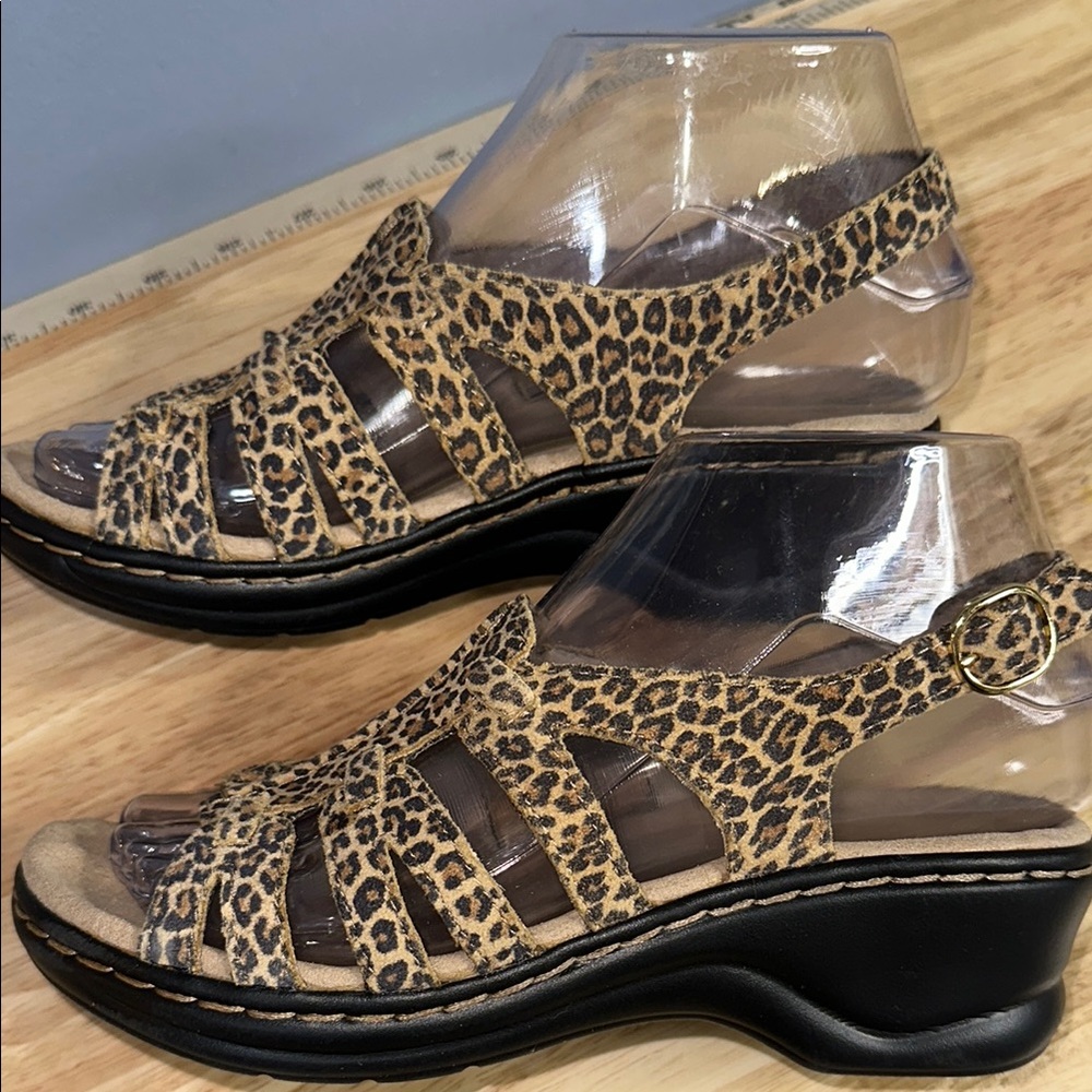 Clarks Ultimate Collection Leopard Print Women's … - image 4